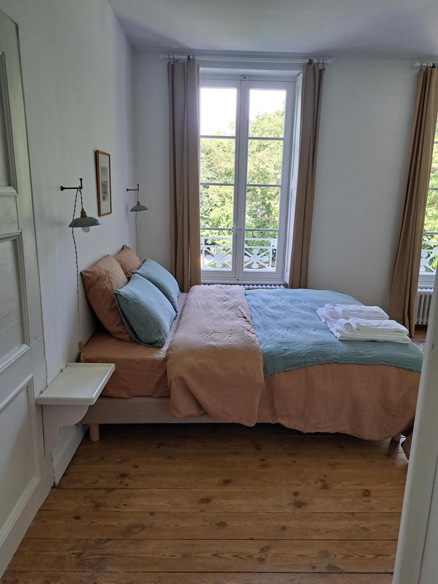 Bed & Breakfast La Maison Pelloquin Bernieres-sur-Mer
