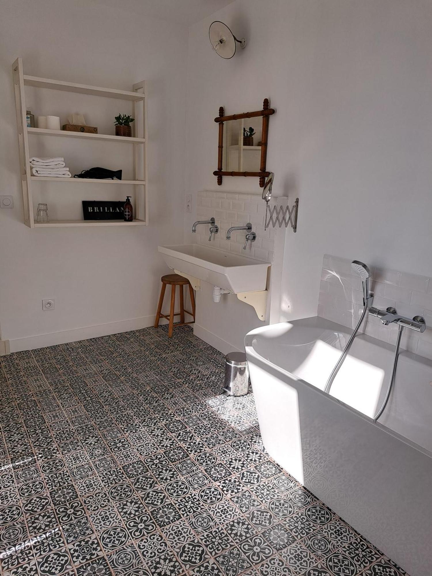 Bed & Breakfast La Maison Pelloquin Bernieres-sur-Mer